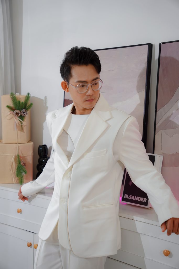 11 THÁNG SAU CẤY TÓC CHỮA HÓI THÀNH CÔNG CỦA CẬU BÉ THOÁT HÓI